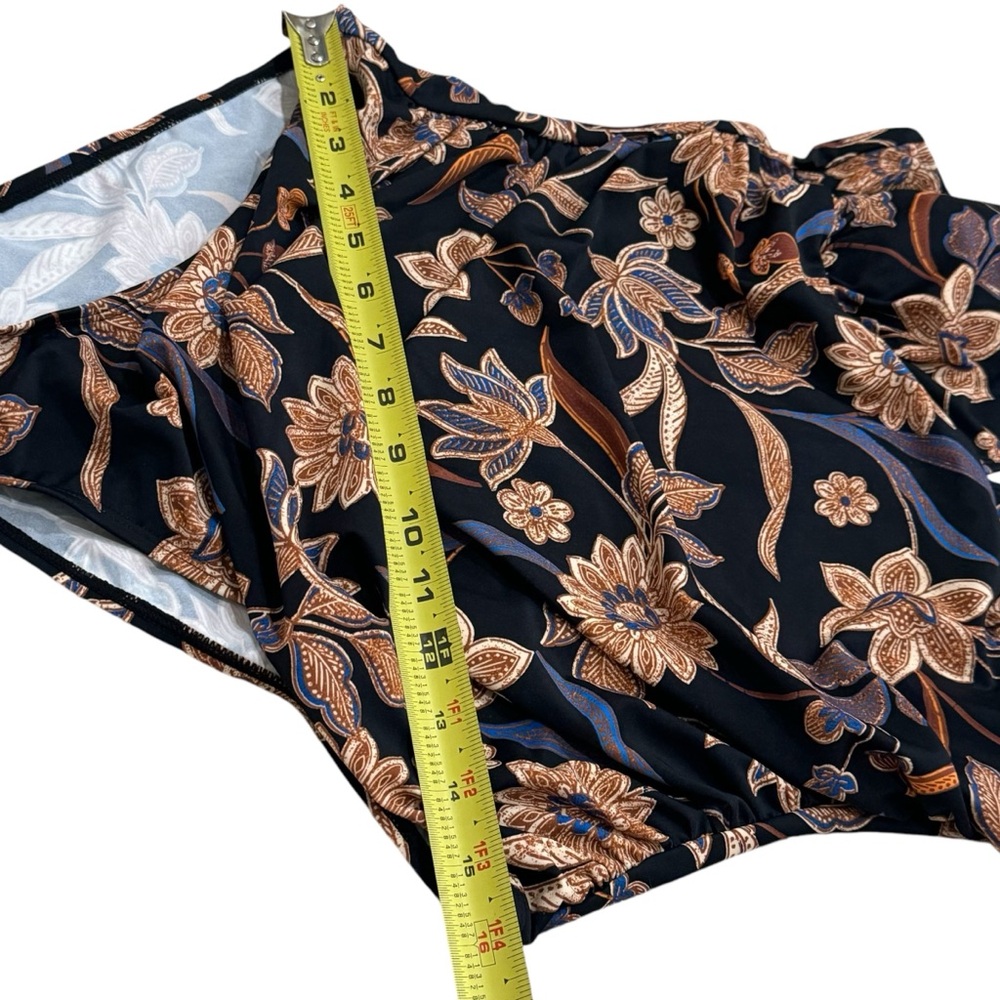 Cupshe Floral One Piece Swimsuit - Black and Orange - Picture 9 of 10